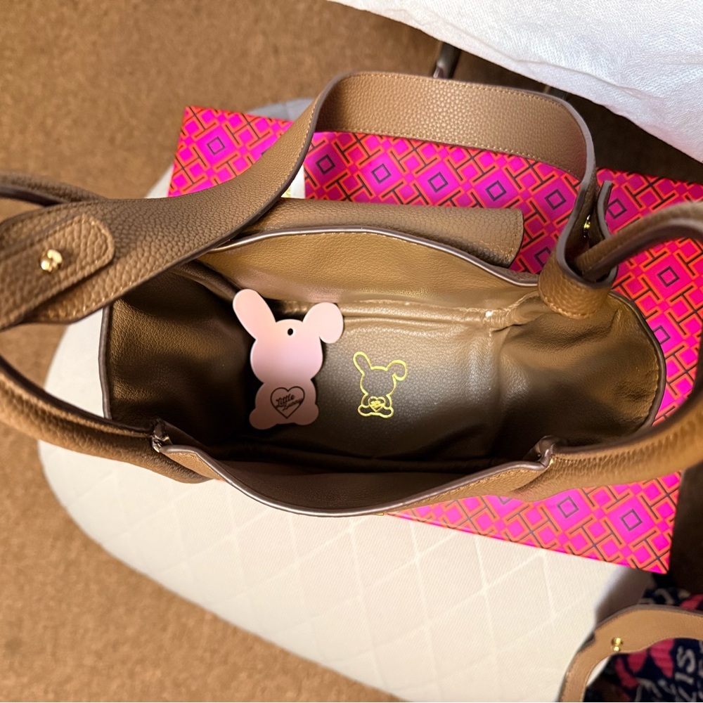 Little Bunny Crossbody Bag - Picture 7 of 7